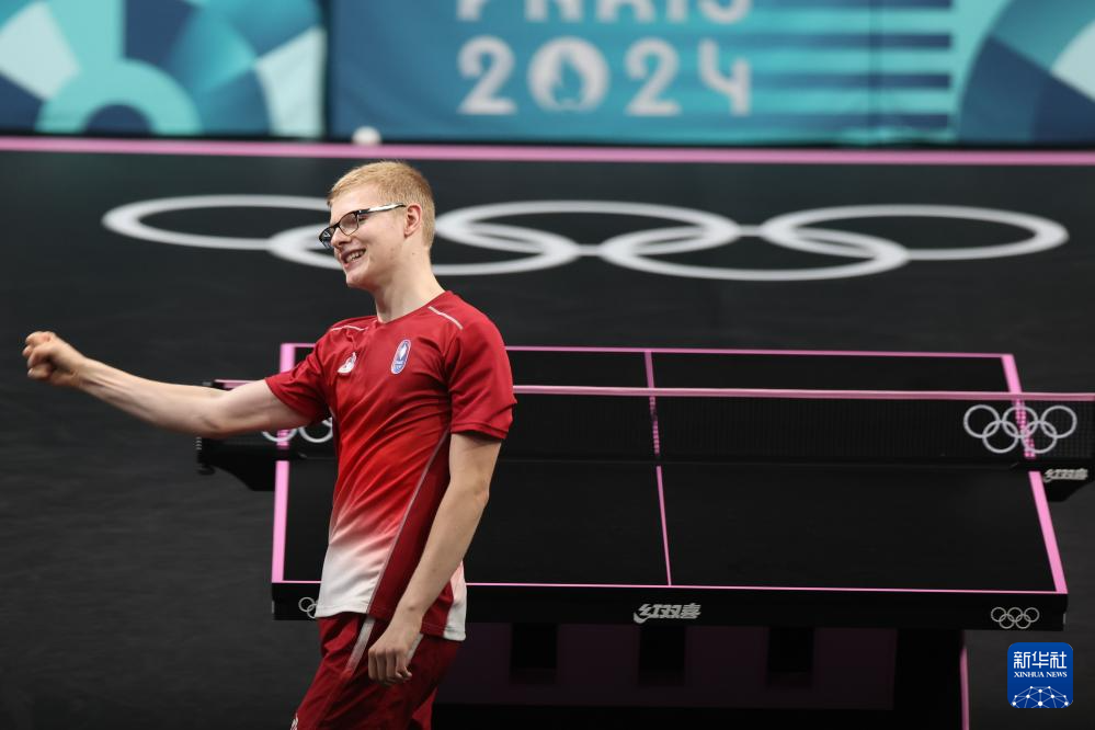 级球队碰撞 级球队碰撞